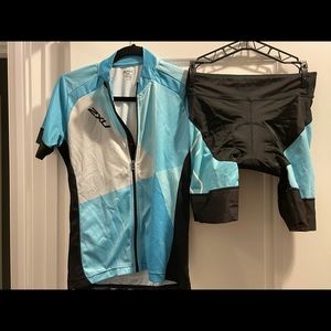 2xu cycling jersey & shorts